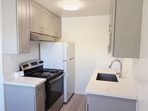 1219 T St, Unit 1219 T St Apt3 Sacramento in Sacramento, CA - Foto de edificio - Building Photo