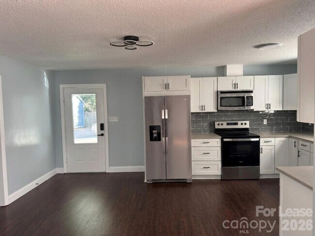 4488 Giles Ave in Lake Norman of Catawba, NC - Building Photo - Building Photo