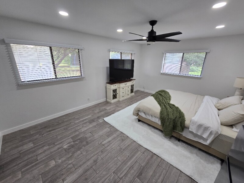 4215 Summer Breeze Ln in San Antonio, TX - Building Photo