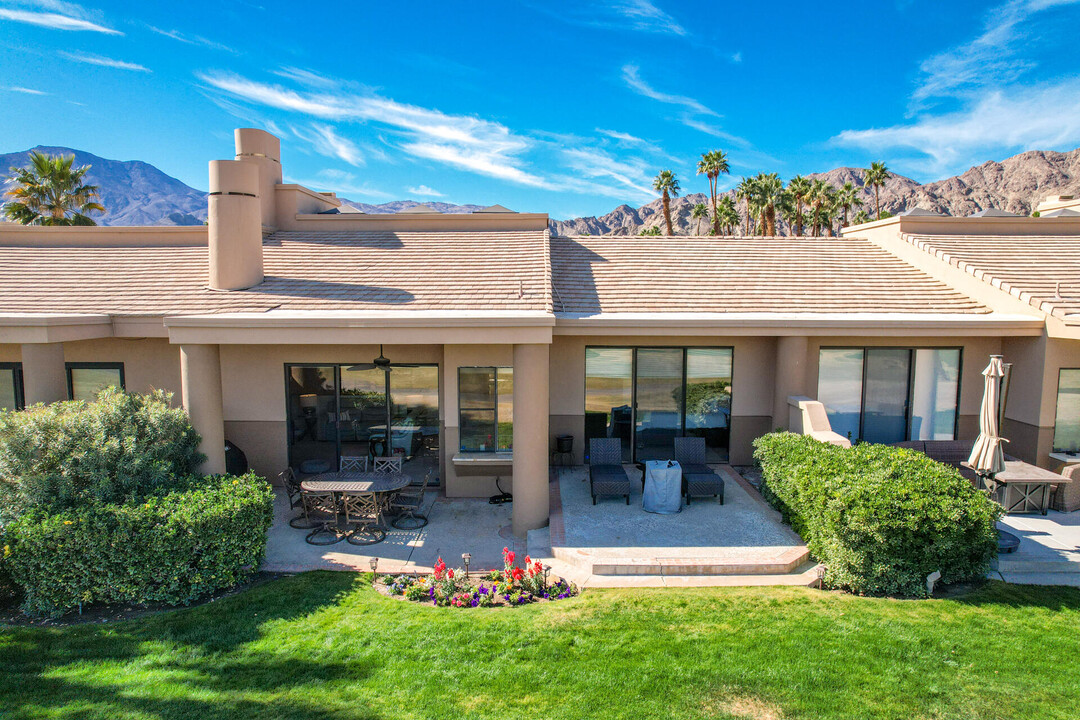 55764 Oak-Tree in La Quinta, CA - Building Photo