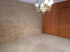 1124 Helen Dr in Deer Park, TX - Building Photo - Building Photo