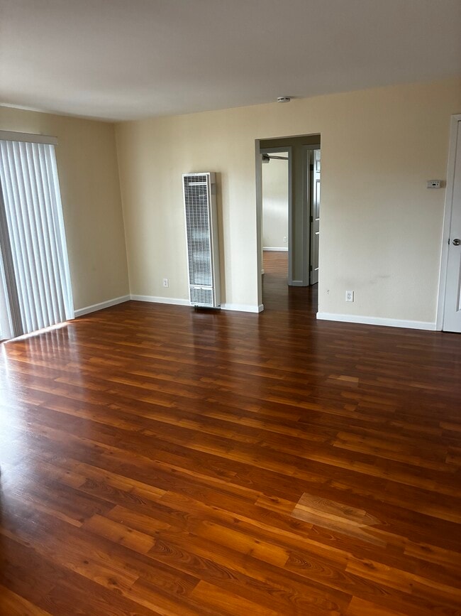 819 Palm Ave, Unit 3 in Redwood City, CA - Building Photo - Building Photo