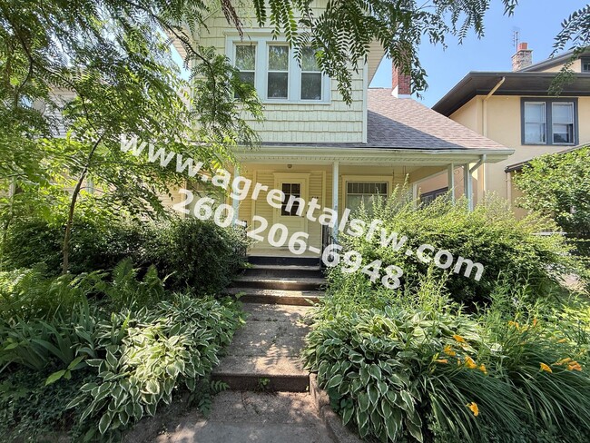 property at 919 Rivermet Ave