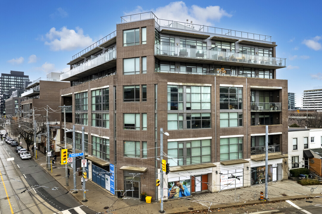 549 King St E in Toronto, ON - Building Photo