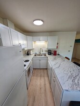 1009 W 30th Ave in Anchorage, AK - Foto de edificio - Building Photo
