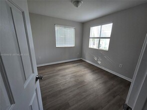 1410 SE 24th Ct in Homestead, FL - Building Photo - Building Photo