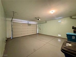 3175 Rowan Brook Ave in Henderson, NV - Building Photo - Building Photo