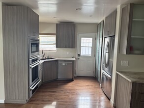 4223 La Salle Ave, Unit Rear in Culver City, CA - Building Photo - Building Photo