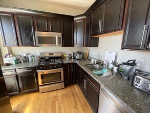 18 Perrin St in Boston, MA - Building Photo - Building Photo