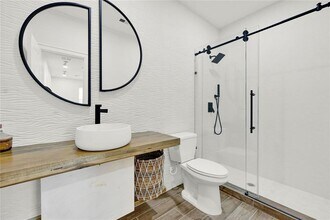 7034 Argonne Trail in Sugar Land, TX - Building Photo - Building Photo