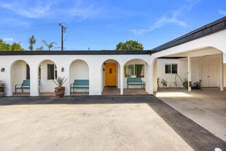 4385 E Pso Caroleta in Palm Springs, CA - Building Photo - Building Photo