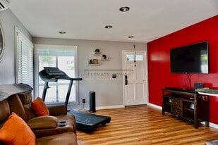 94-970-970 Lumiauau St in Waipahu, HI - Building Photo