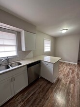 8201 W Lone Beech Dr in Muncie, IN - Foto de edificio - Building Photo
