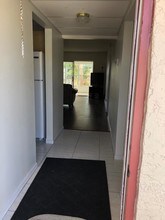 1025 Country Club Dr-Unit -205 in Margate, FL - Building Photo - Building Photo