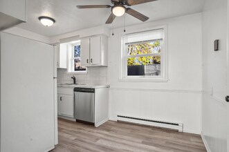 3745 Woodford Ave NW-Unit -Apt 2 in Canton, OH - Building Photo - Building Photo