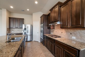 3631 Valencia Peak in San Antonio, TX - Building Photo - Building Photo