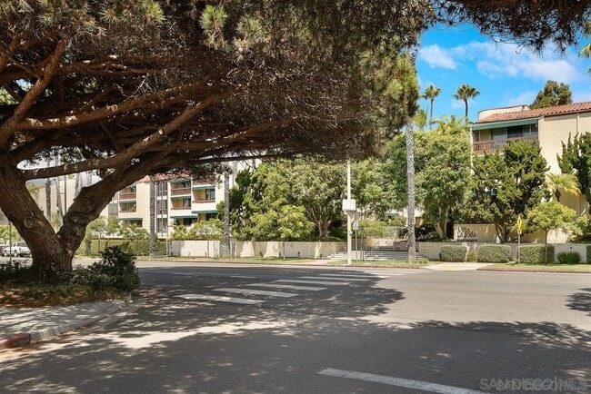 property at 6455 La Jolla Blvd