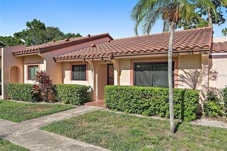 9737 86th Ave in Seminole, FL - Building Photo - Building Photo