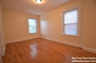 195 Winthrop Rd, Unit 16B in Brookline, MA - Building Photo - Building Photo