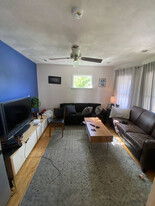 120 Windsor Rd, Unit 1 in Medford, MA - Building Photo