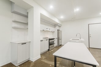 Somerled in Montréal, QC - Foto de edificio - Building Photo