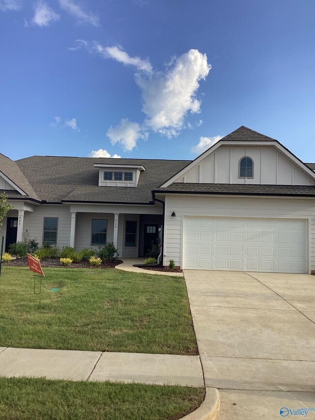 229 Paca Ln in Huntsville, AL - Building Photo - Building Photo