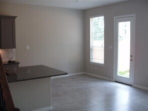 210 Moon Dance Ct in Conroe, TX - Foto de edificio - Building Photo