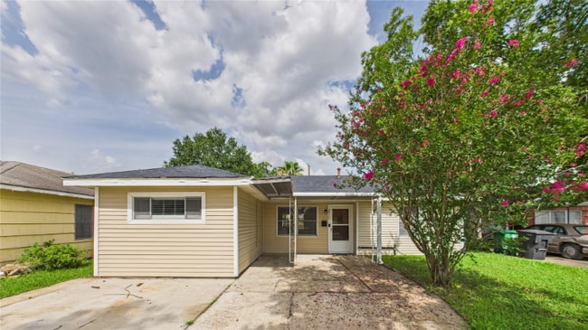 2318 Reinerman St in Houston, TX - Building Photo - Building Photo