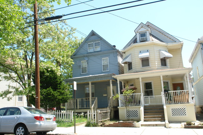 96 State St in Perth Amboy, NJ - Foto de edificio - Building Photo