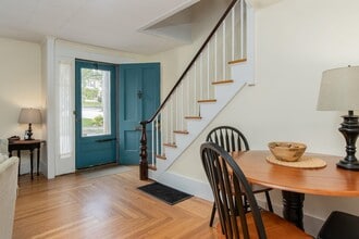 62 Rumford St in Concord, NH - Building Photo - Building Photo
