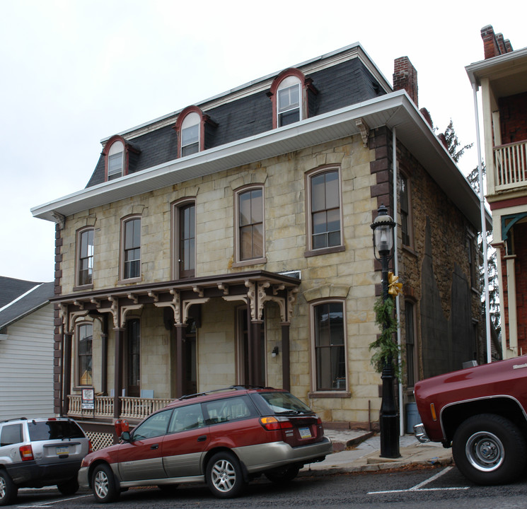 119 E High St in Bellefonte, PA - Building Photo