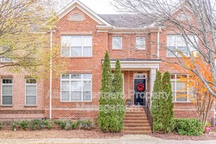 4226 Baverton Dr in Suwanee, GA - Foto de edificio - Building Photo