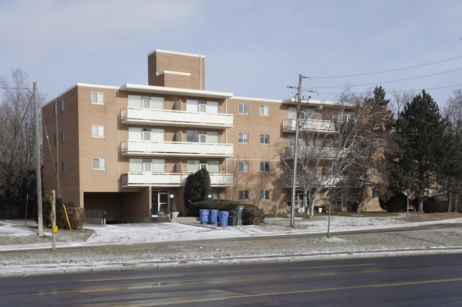 6 Hawkridge Ave in Markham, ON - Building Photo - Primary Photo