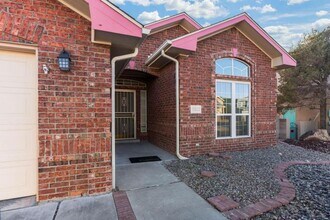 9512 Rosas Ave NE in Albuquerque, NM - Building Photo - Building Photo