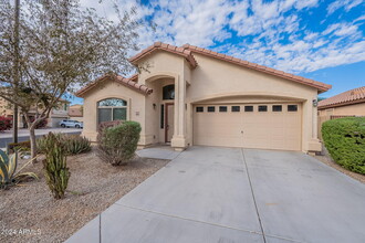 5054 S 235th Dr in Buckeye, AZ - Foto de edificio - Building Photo