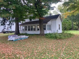 9097 E D Ave in Richland, MI - Building Photo