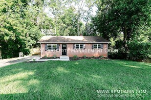 1135 Ardmore Dr in Lynchburg, VA - Building Photo