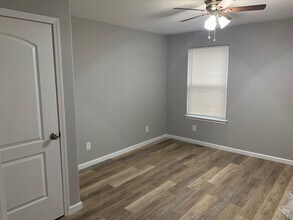 905 W 3rd St in Pittsburg, KS - Building Photo - Building Photo