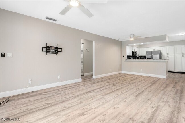 property at 228 Fox Glen Dr