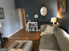 113 Walnut Ave in Ardmore, PA - Building Photo - Building Photo