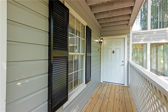 property at 407 Natchez Trace