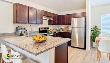 17172 Belmont Ave in Port Charlotte, FL - Building Photo - Building Photo