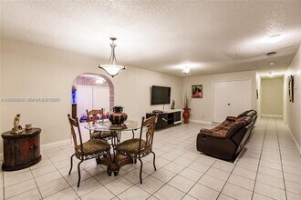 10350 SW 167th St in Miami, FL - Building Photo - Building Photo