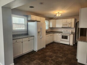 11837 Robinwood Dr in Hagerstown, MD - Foto de edificio - Building Photo