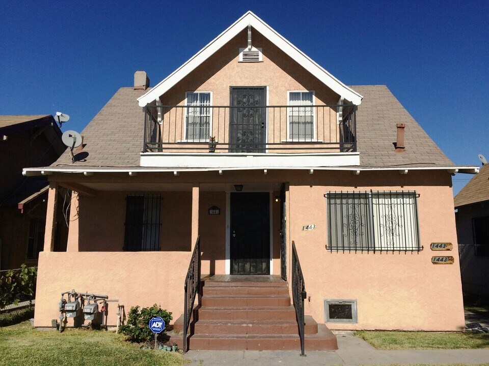 1441 E 43rd St in Los Angeles, CA - Building Photo