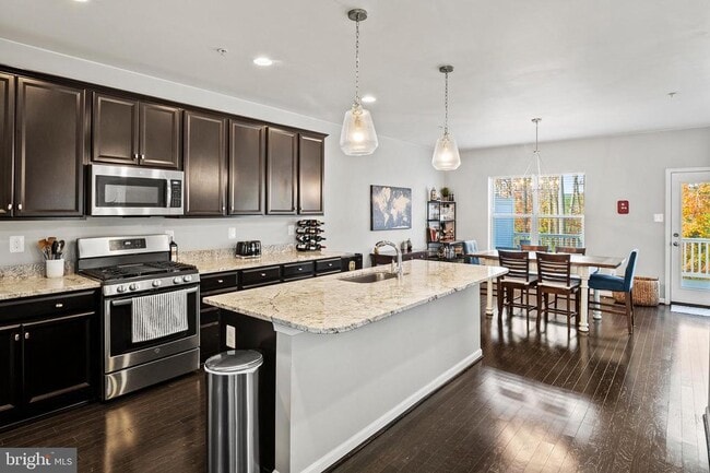 7112 Yamhill Wy in Glen Burnie, MD - Building Photo - Building Photo