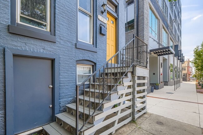 property at 2535 N Howard St