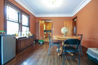 1404 University Ave NE in Minneapolis, MN - Building Photo - Building Photo