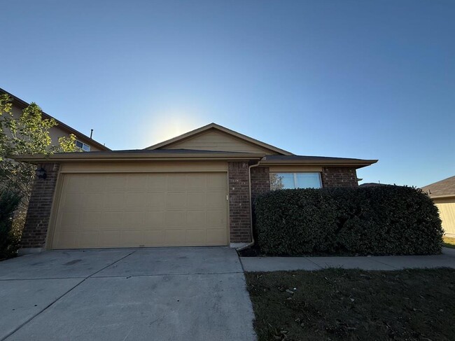 18017 Busby Dr in Manor, TX - Building Photo - Building Photo