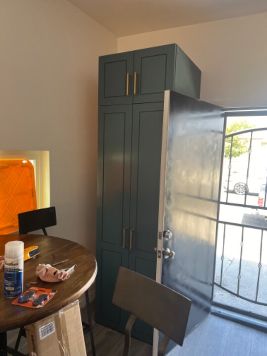 1111 N Long St in Inglewood, CA - Building Photo